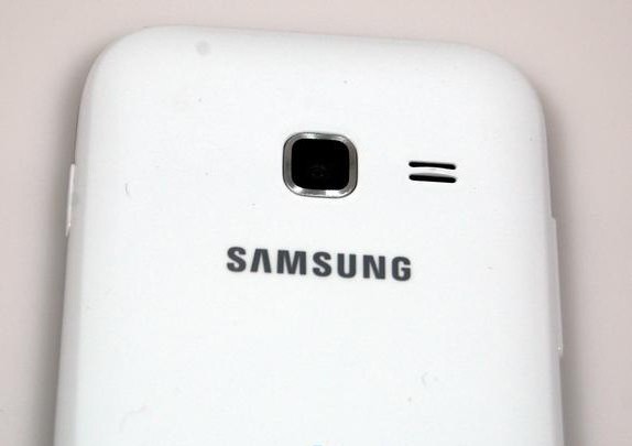 Smartphone Samsung GT-S6802 Galaxy Ace Duos: recenzja, dane techniczne