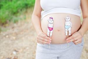 Określ płeć dziecka: oznaki ciąży jako chłopca i dziewczynki